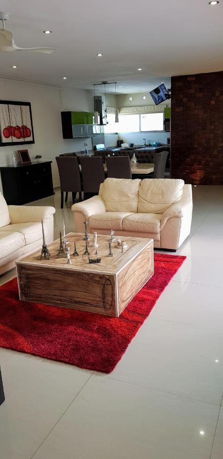 Suites Lagunas Colima Ngoại thất bức ảnh